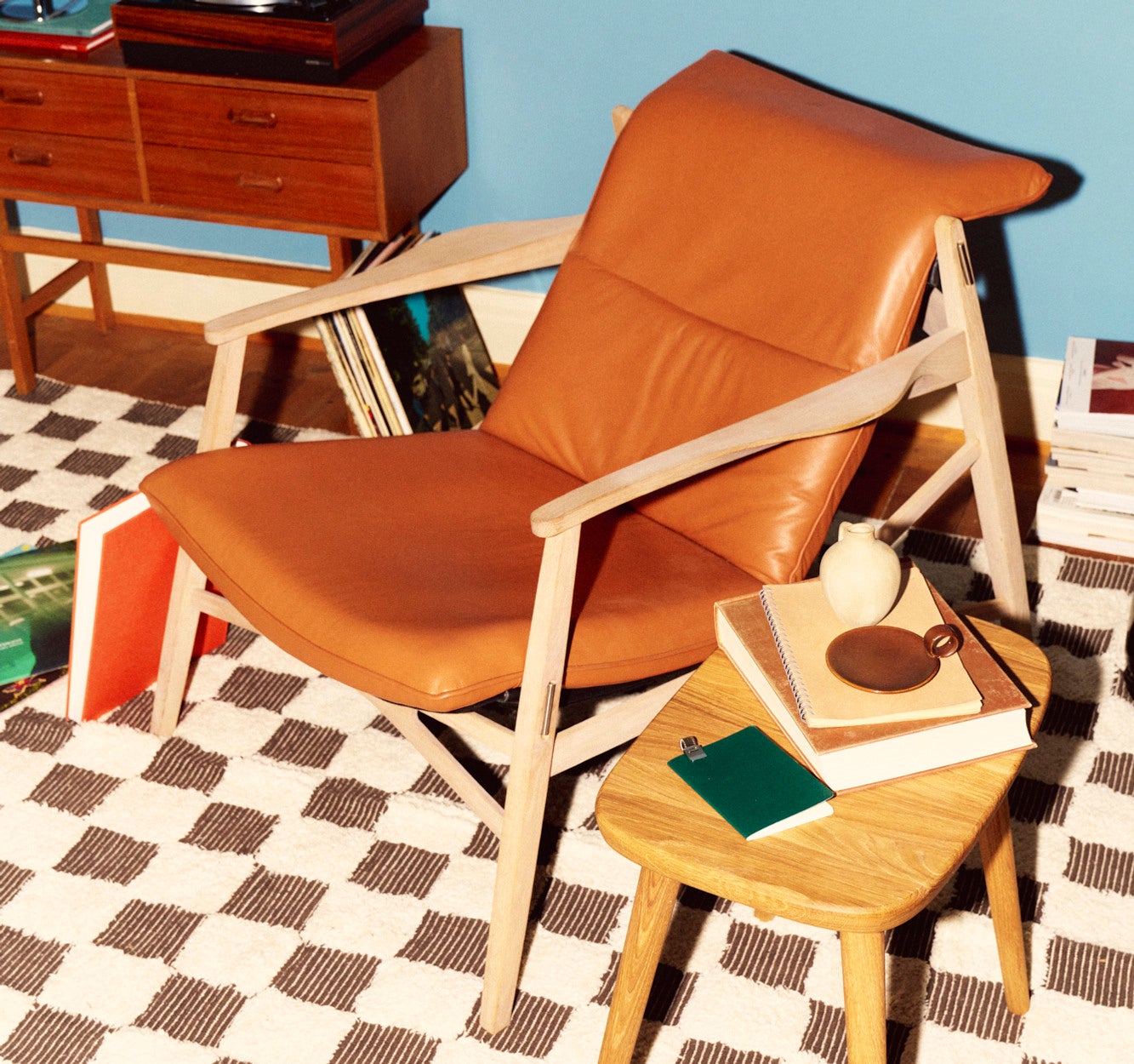 Stolab© Link Easy chair oak bright matt laquer with leather cushion and Palle stool oak natural oil 4.jpg