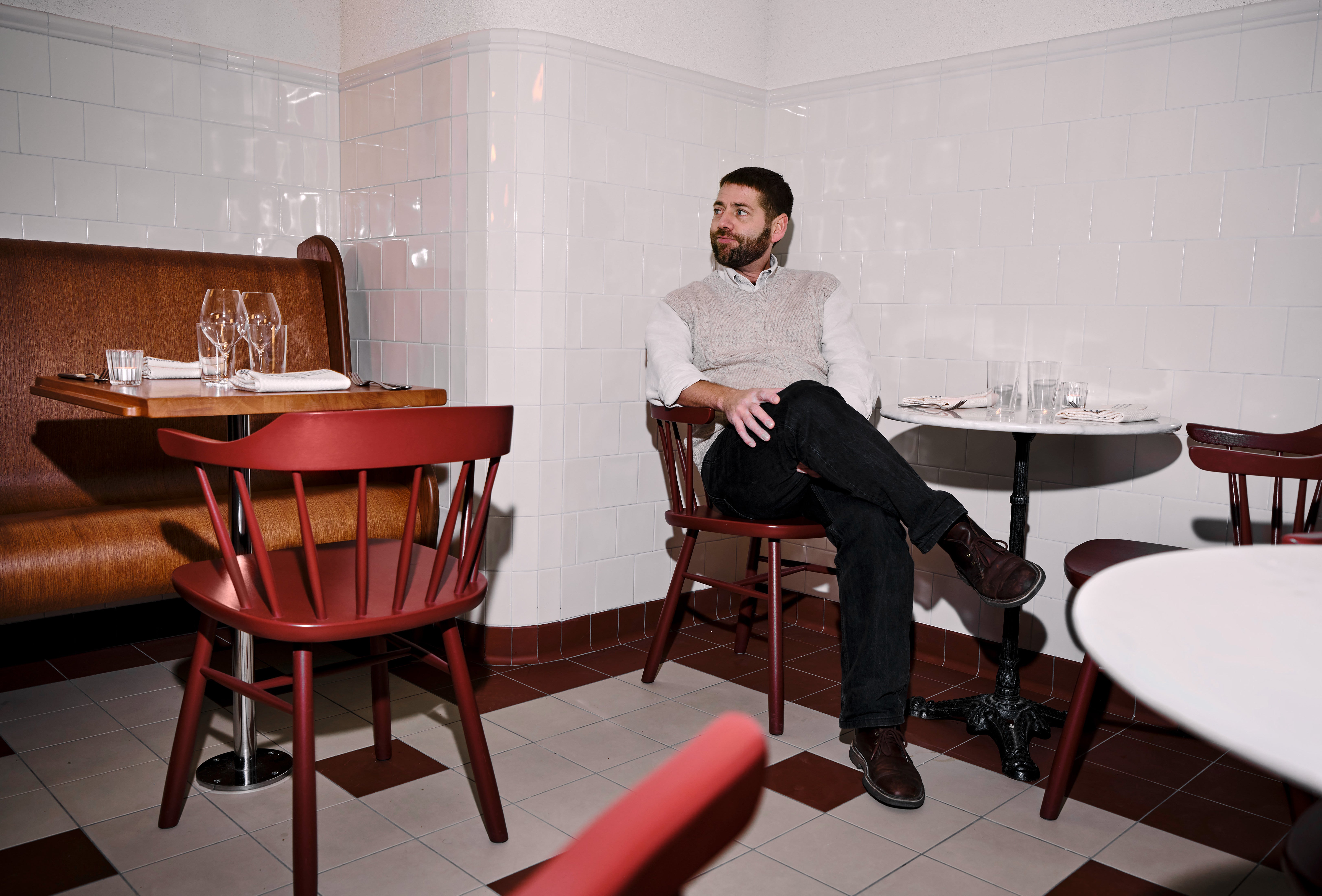 Stockholm Stadshotell-Småland-Bistro-chair-johan-2 (beskuren).jpg