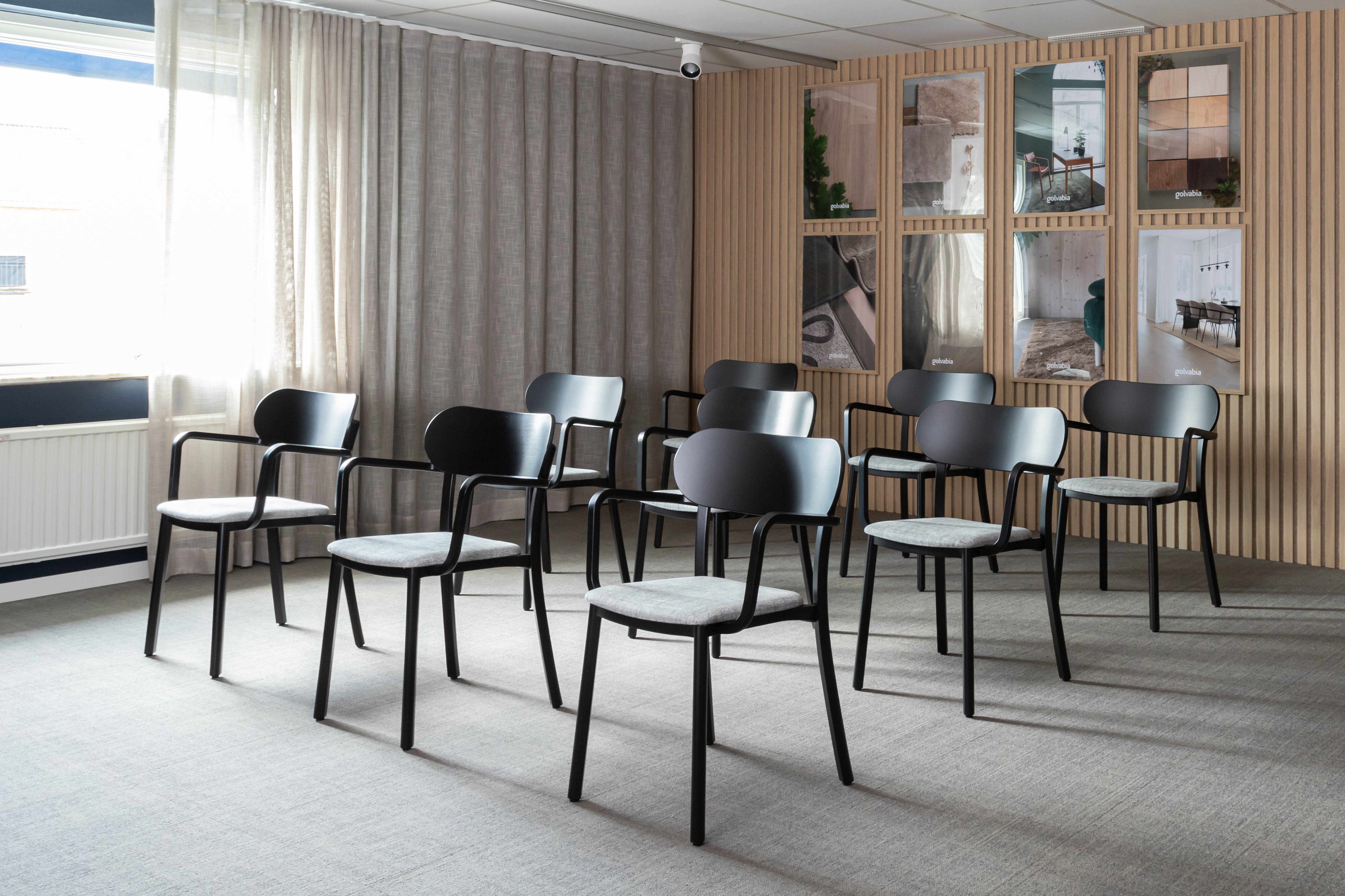 Stolar i miljö.jpg