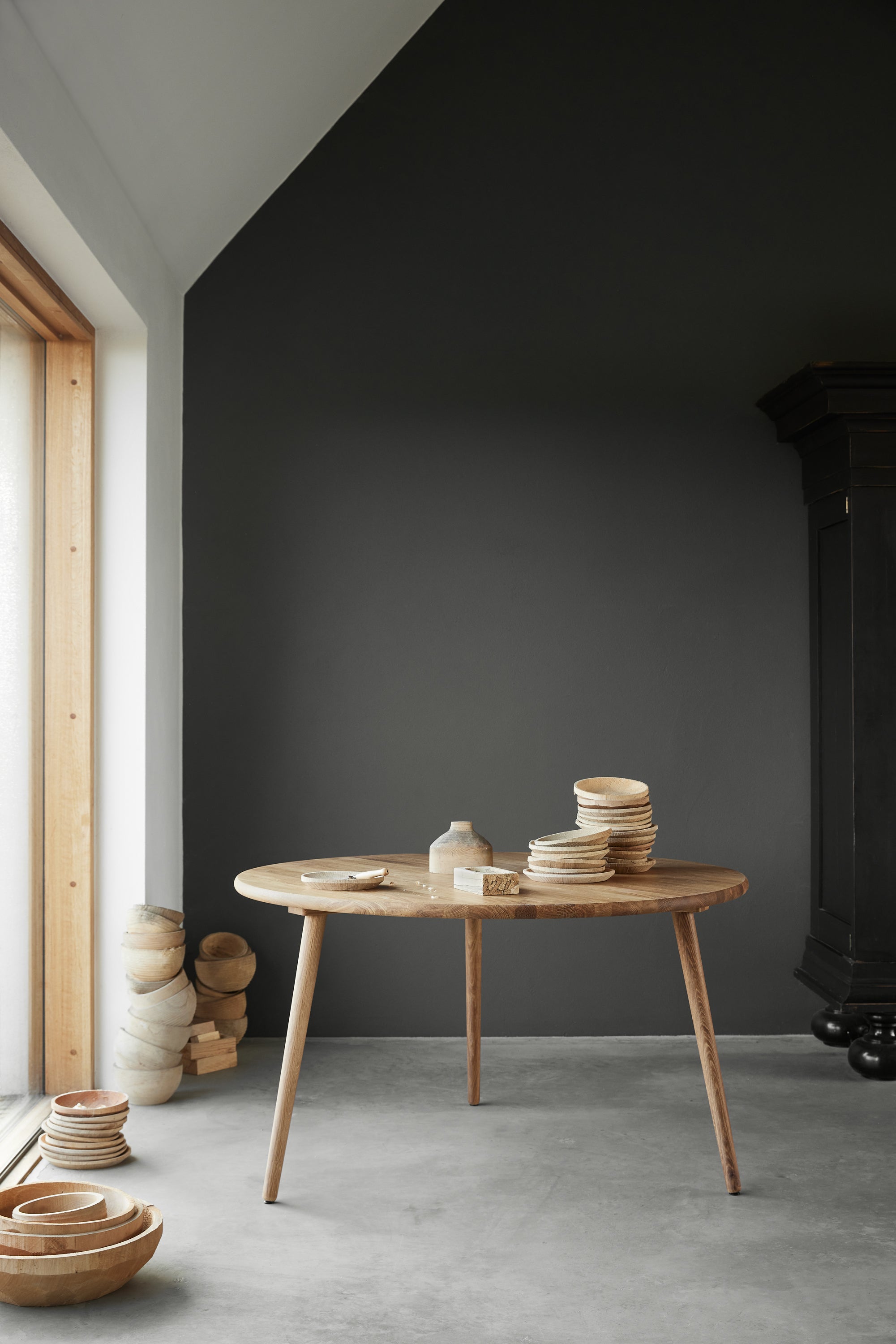 Stolab© Miss Tailor bord dia 130 ek 0402.jpg