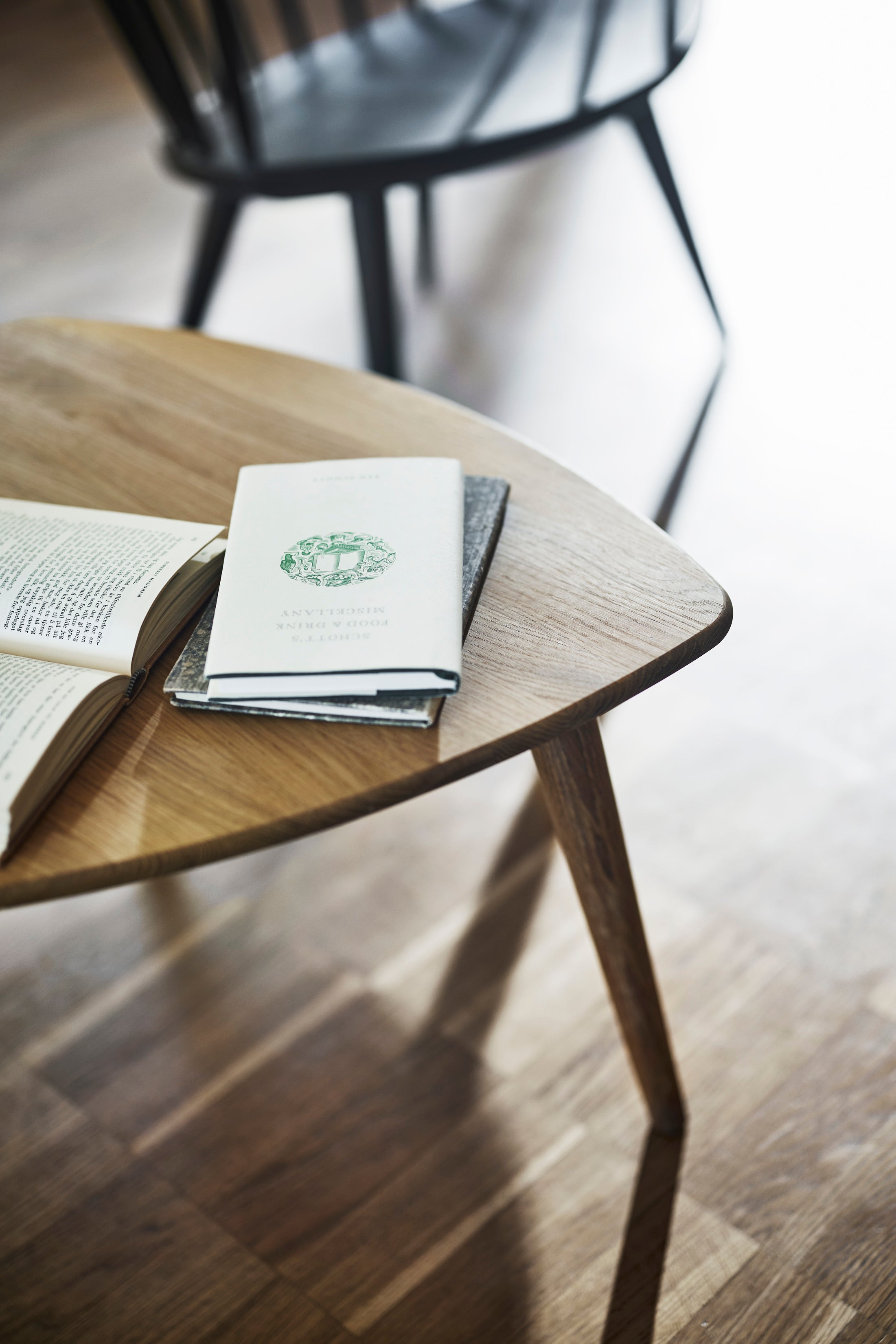 Stolab© Yngve table 0305.jpg