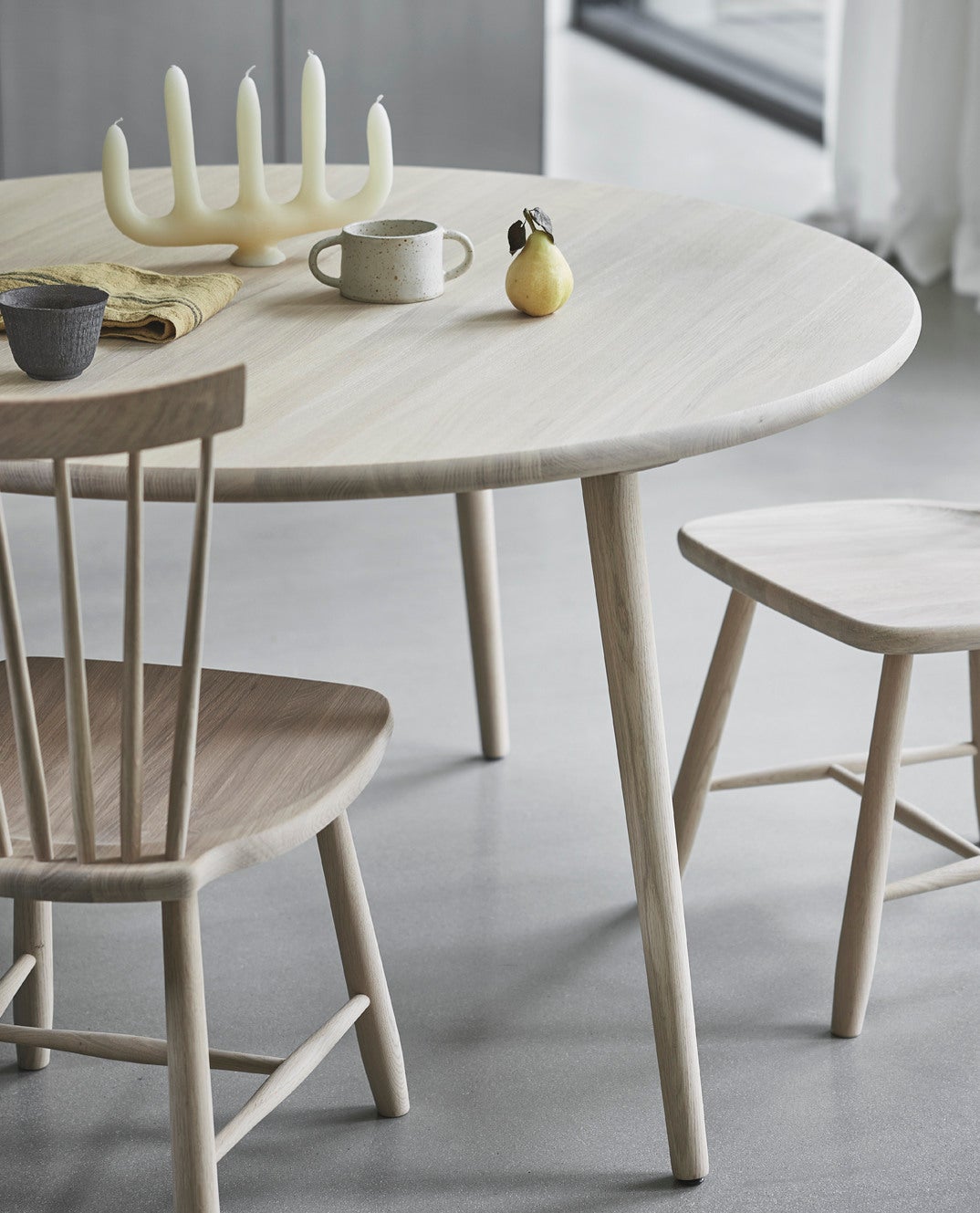 Miss Tailor Bord Ø 130 | Ek