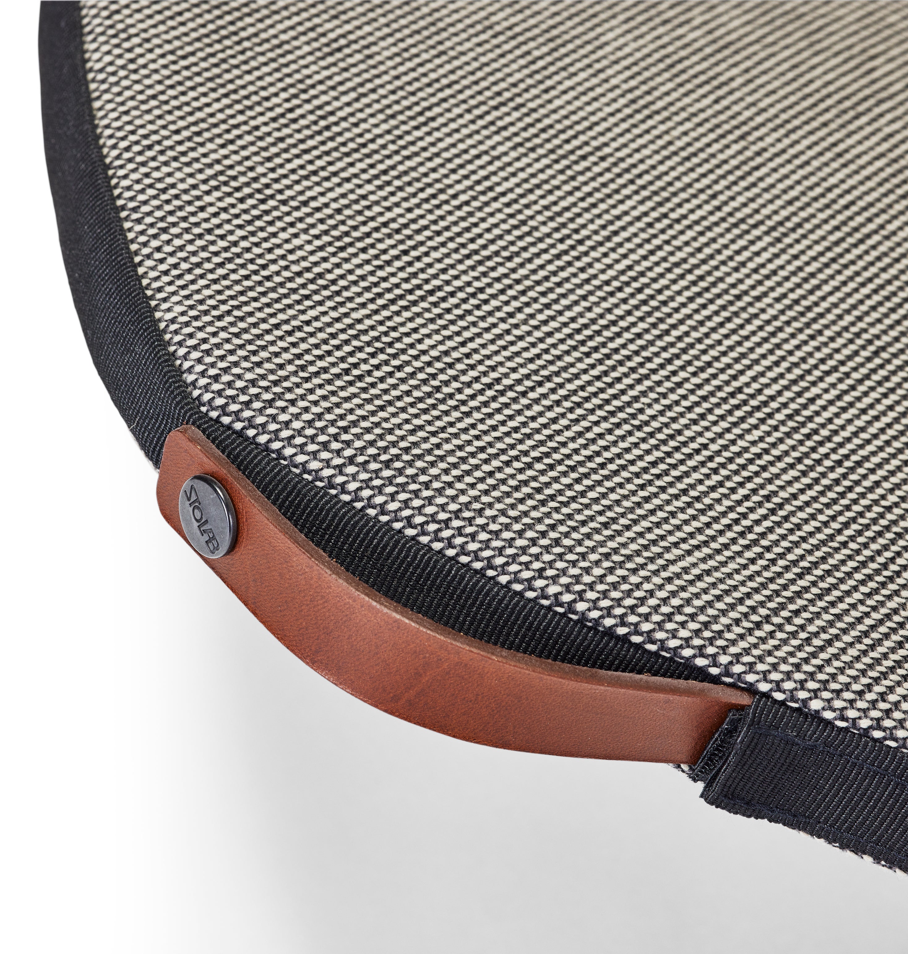 Pinnockio Dyna Svart Mörkgrå_3462.jpg