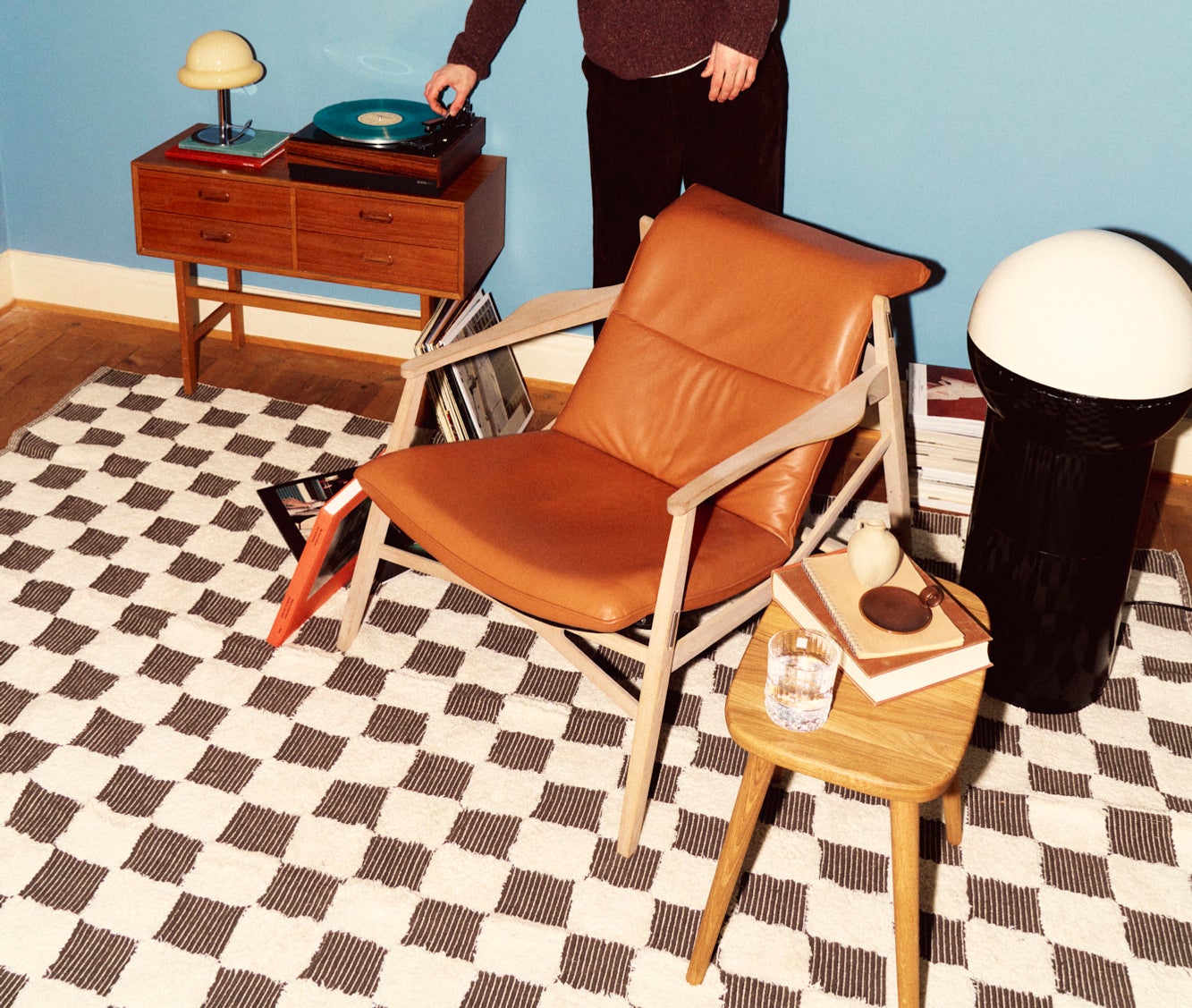 Stolab© Link Easy chair oak bright matt laquer with leather cushion and Palle stool oak natural oil 3.jpg