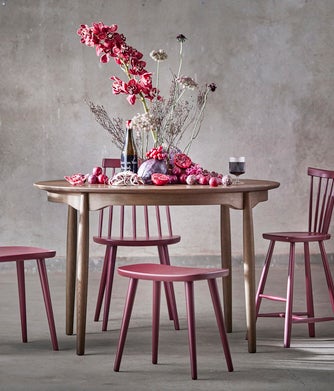 Stolab© Pinnockio and Lilla Åland childrens chair Lingonberry 0405.jpg