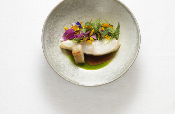 Wild turbot eith flowerbroth and flowers from the garden.jpg