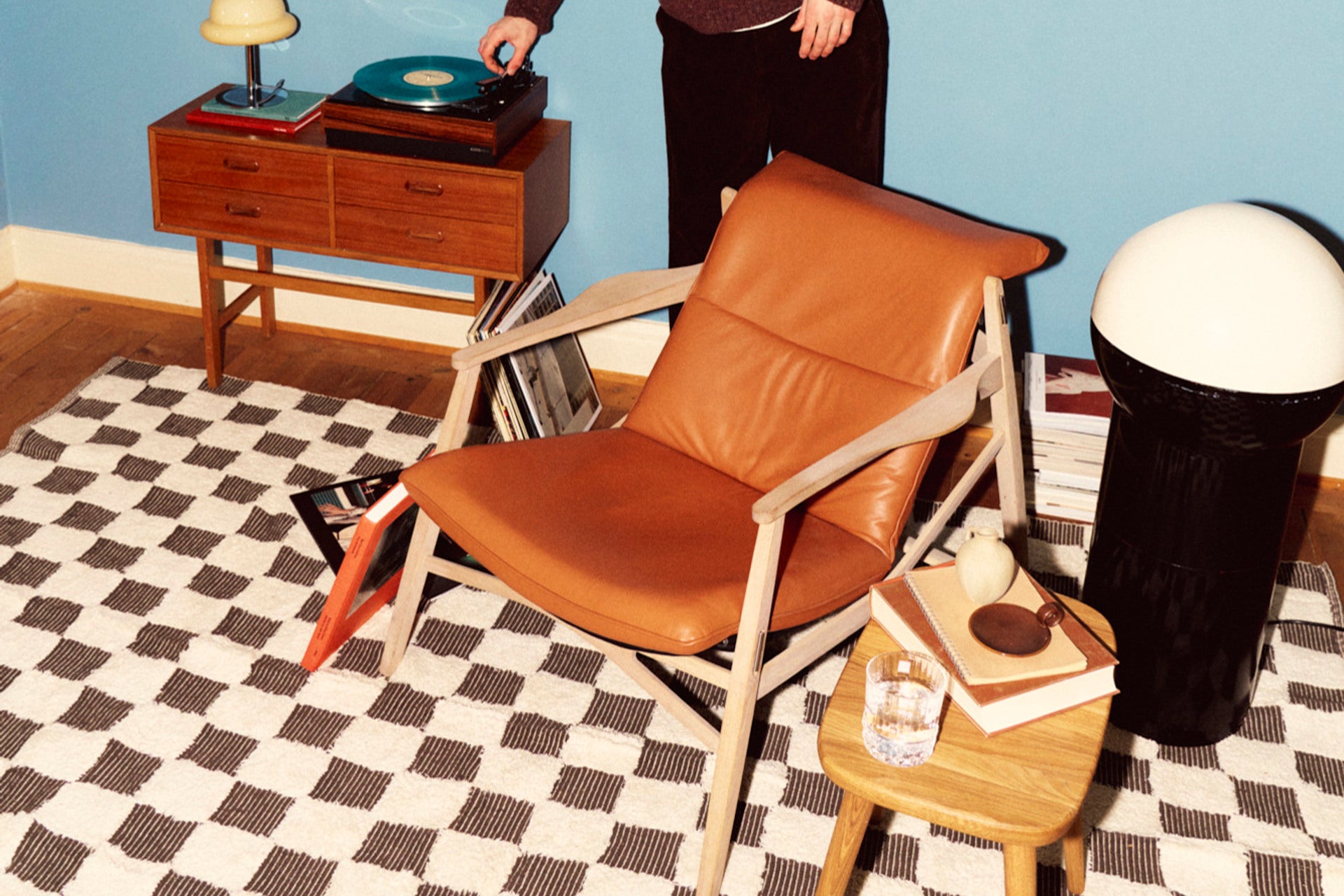 Stolab© Link Easy chair oak bright matt laquer with leather cushion and Palle stool oak natural oil 3 (3).jpg
