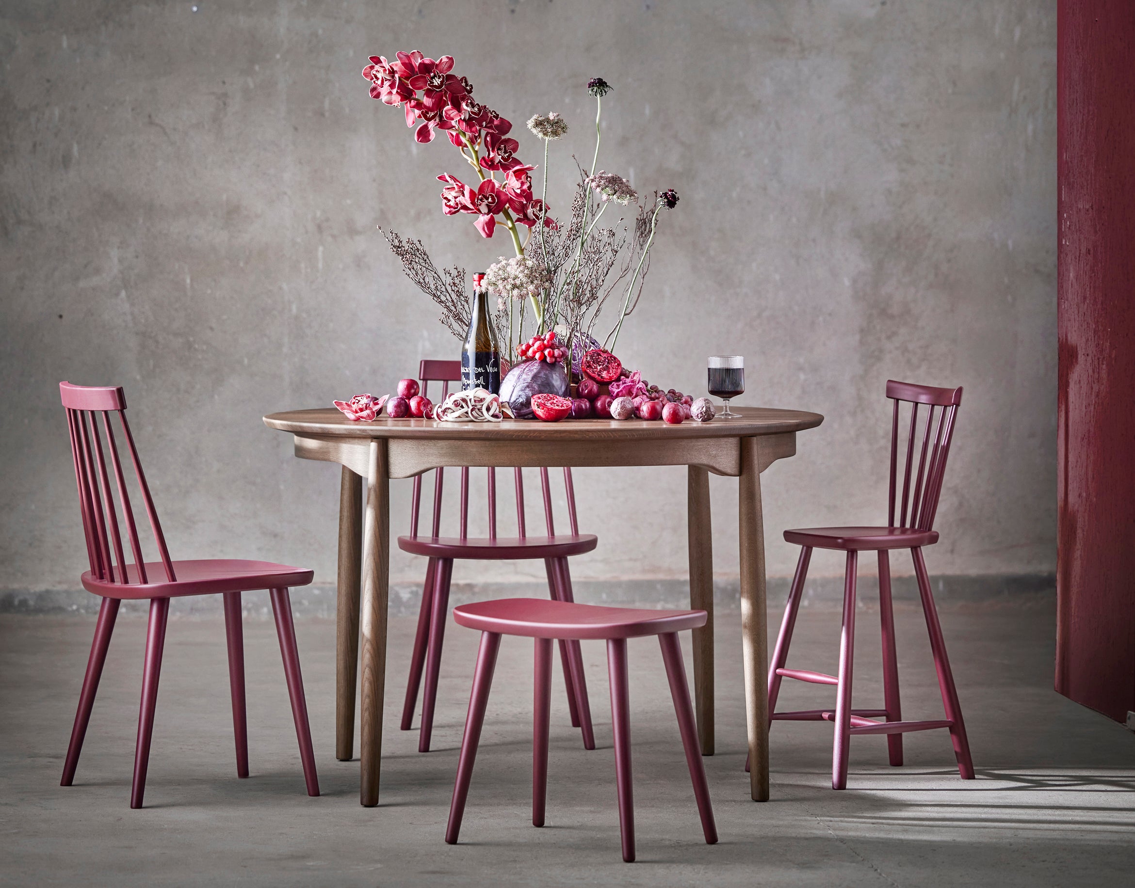 Stolab© Pinnockio and Lilla Åland childrens chair Lingonberry 0405.jpg