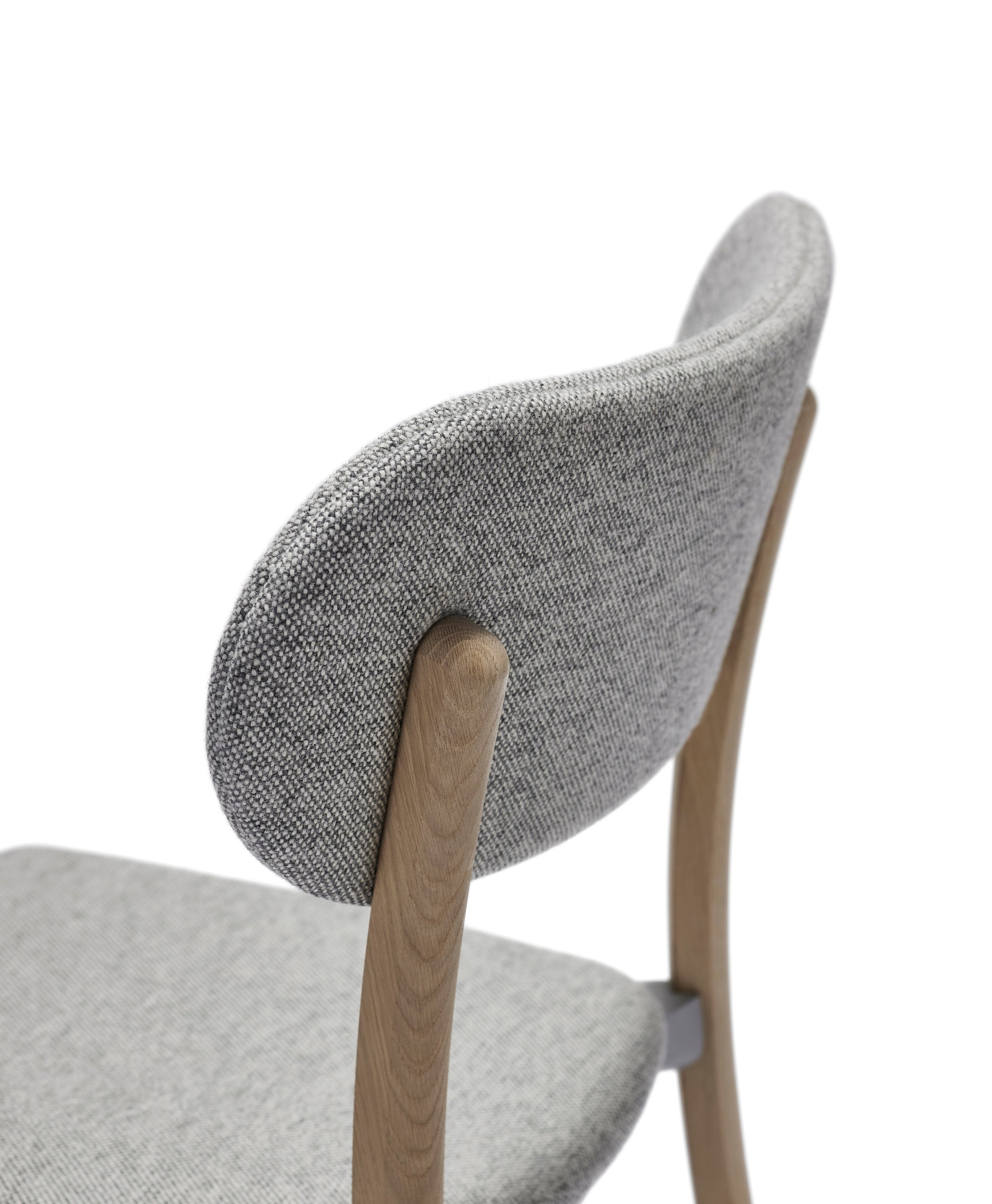 Stolab© Hundranian stol klädd sits och rygg 0301 beskuren.jpg