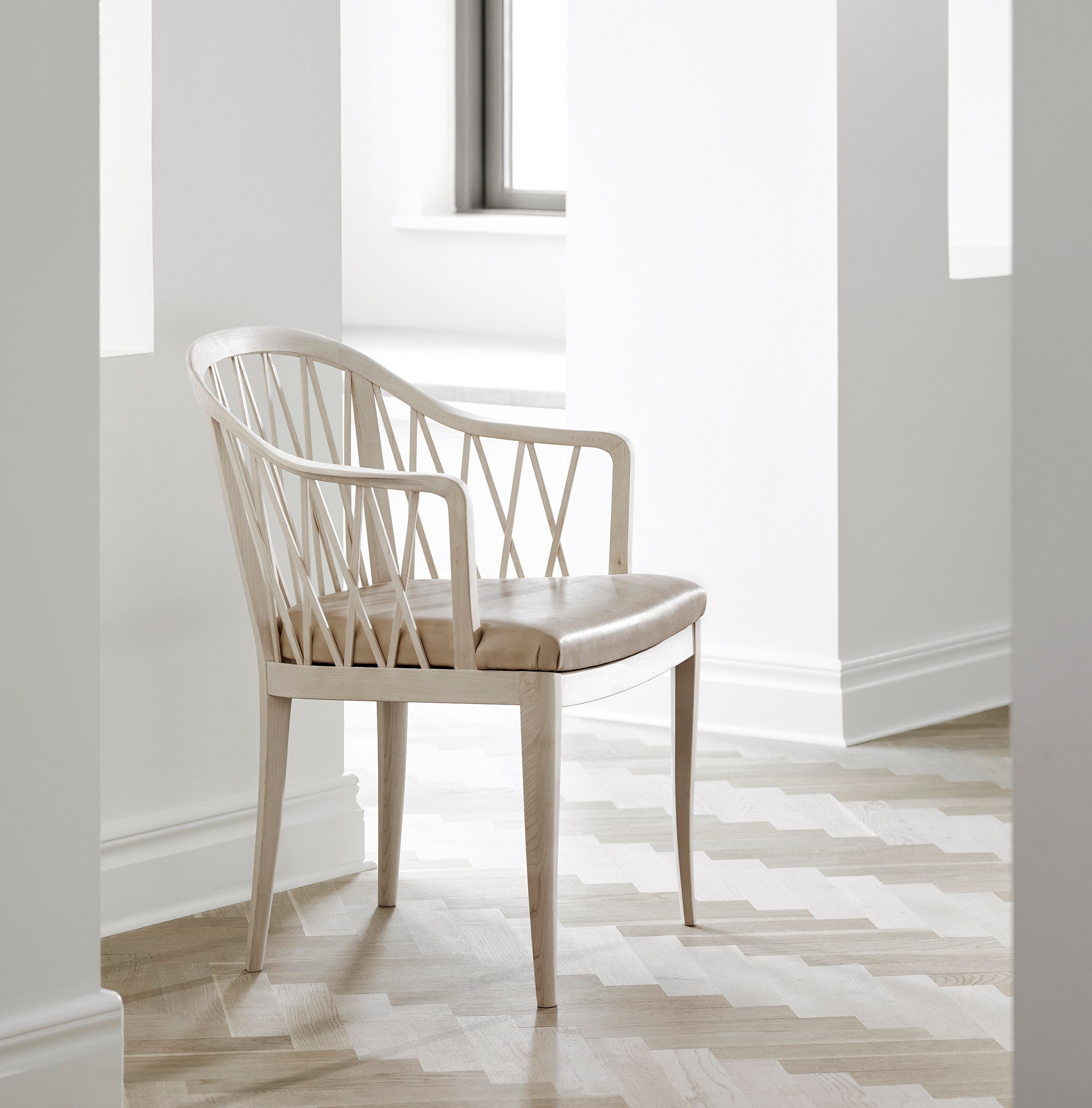 Widemar Armchair | Birch